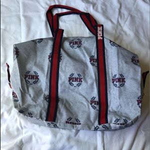 Victoria’s Secret Pink duffle bag